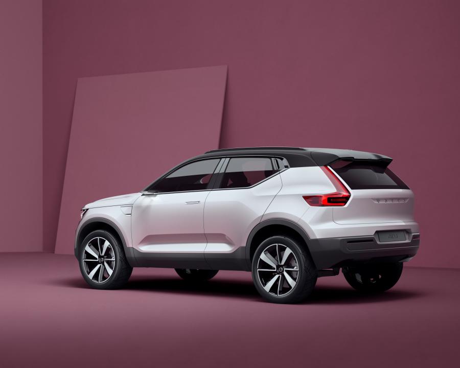  Volvo Concept 40.1 2016 года  (фото 3 из 25)